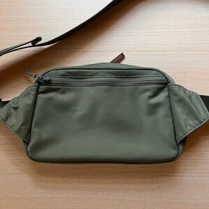 Lululemon 2L Belt Bag Grey Eucalyptus